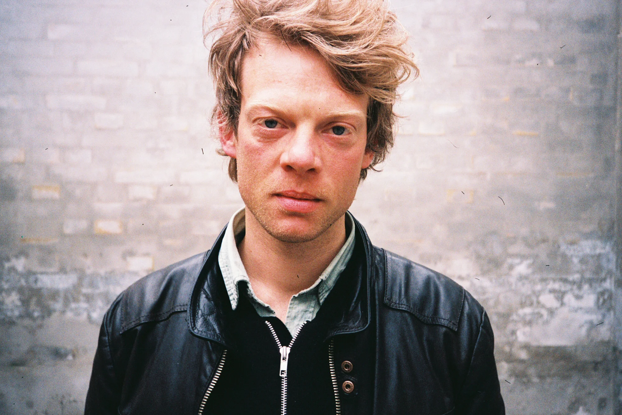   Simon Høgsberg  