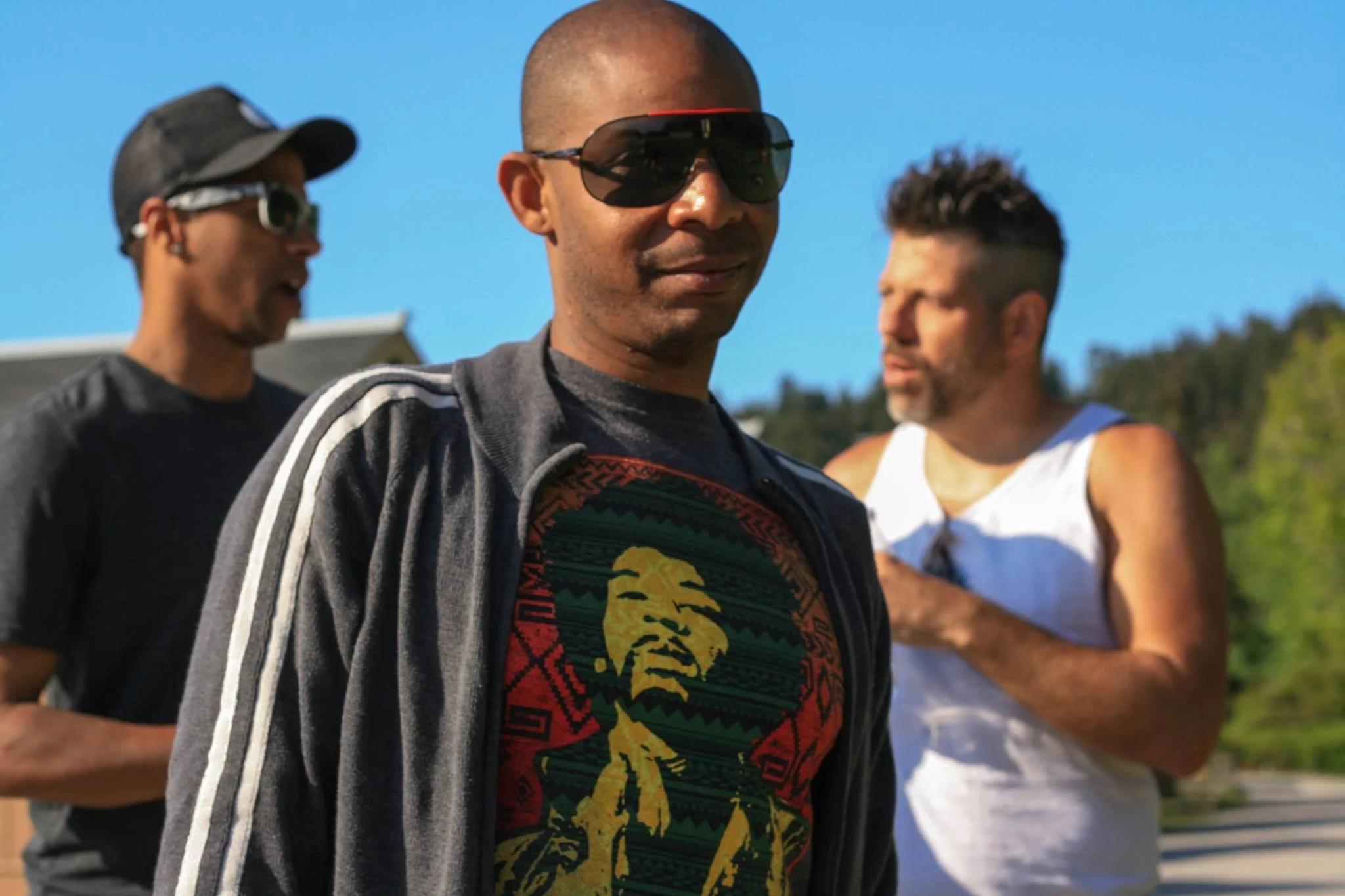 Thanks to @centralsaloon for hosting me last Wednesday. Still keeping the Thanksgiving spirit alive, shout-out to @ericcpmartin for putting up with me since 2013 (in this photo we&rsquo;re playing our drummer&rsquo;s wedding in 2015 🤘).
⠀
We&rsquo;l