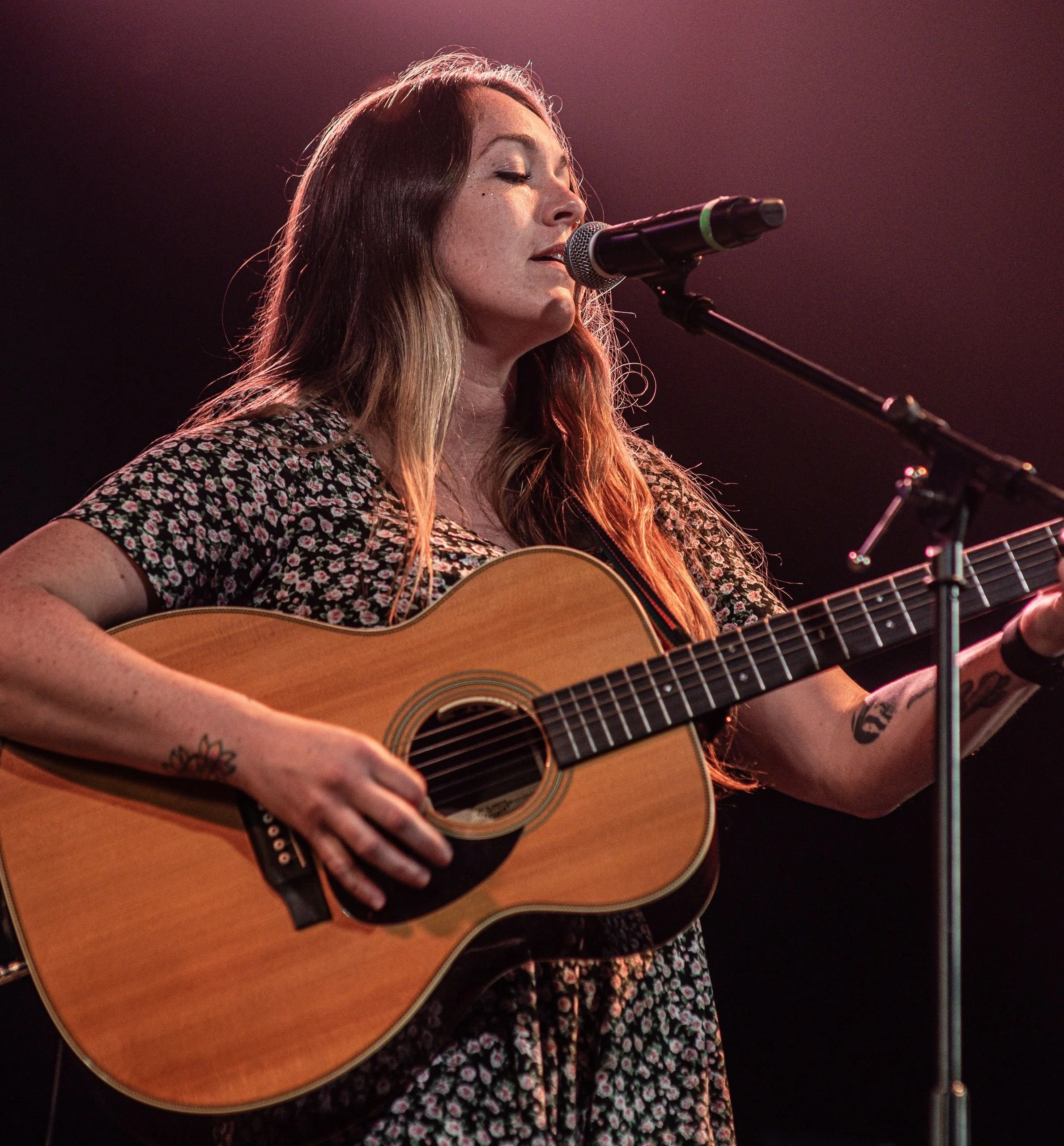 GIGS4U ARTIST SPOTLIGHT: Sarah BRUNNER