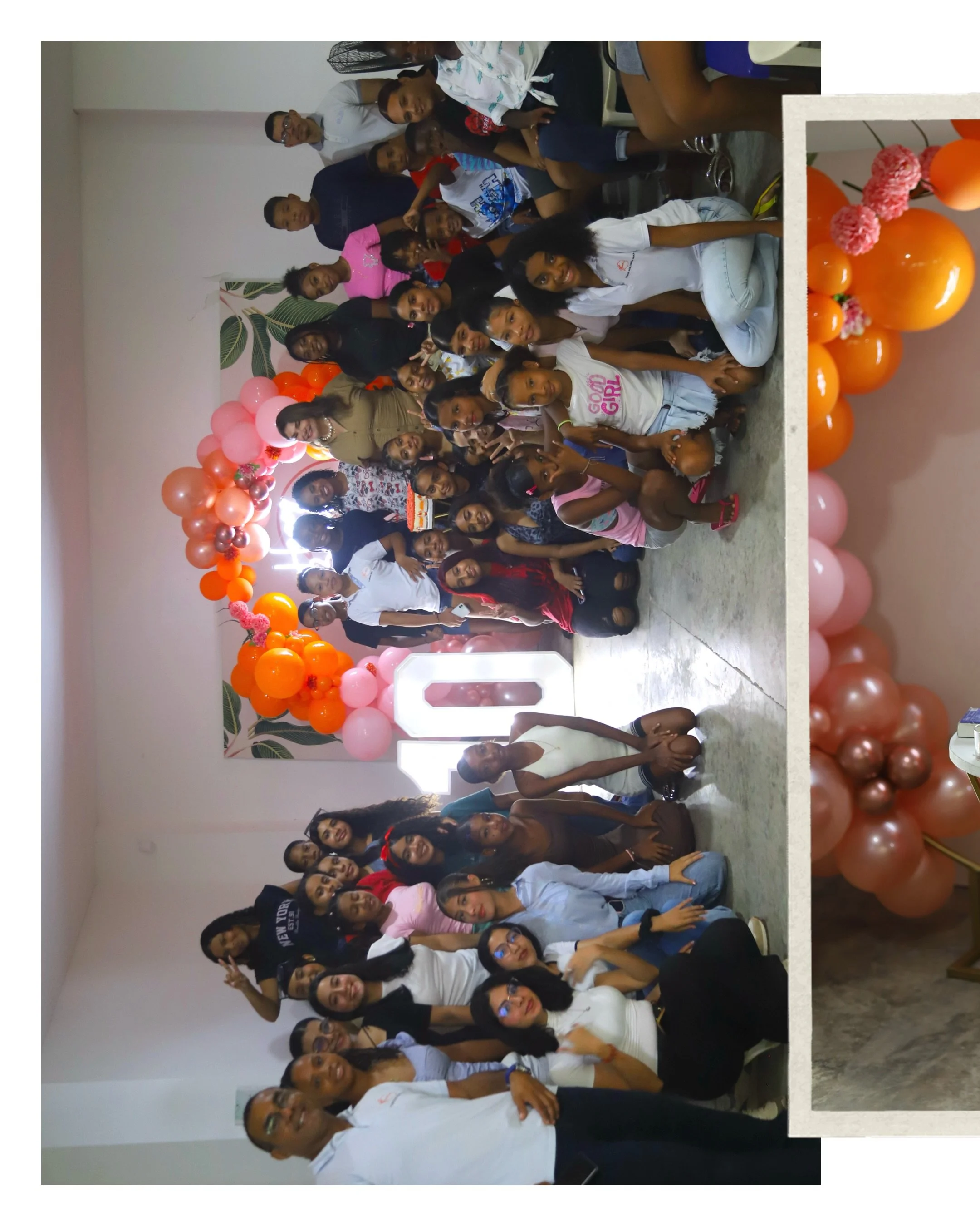 10 a&ntilde;os de historia que seguimos sembrando 🌱🧡

Hoy celebramos una d&eacute;cada de sue&ntilde;os, aprendizajes y momentos que han dejado huella. Compartimos un peque&ntilde;o festejo, detalles simb&oacute;licos y sembramos nuevas matitas com