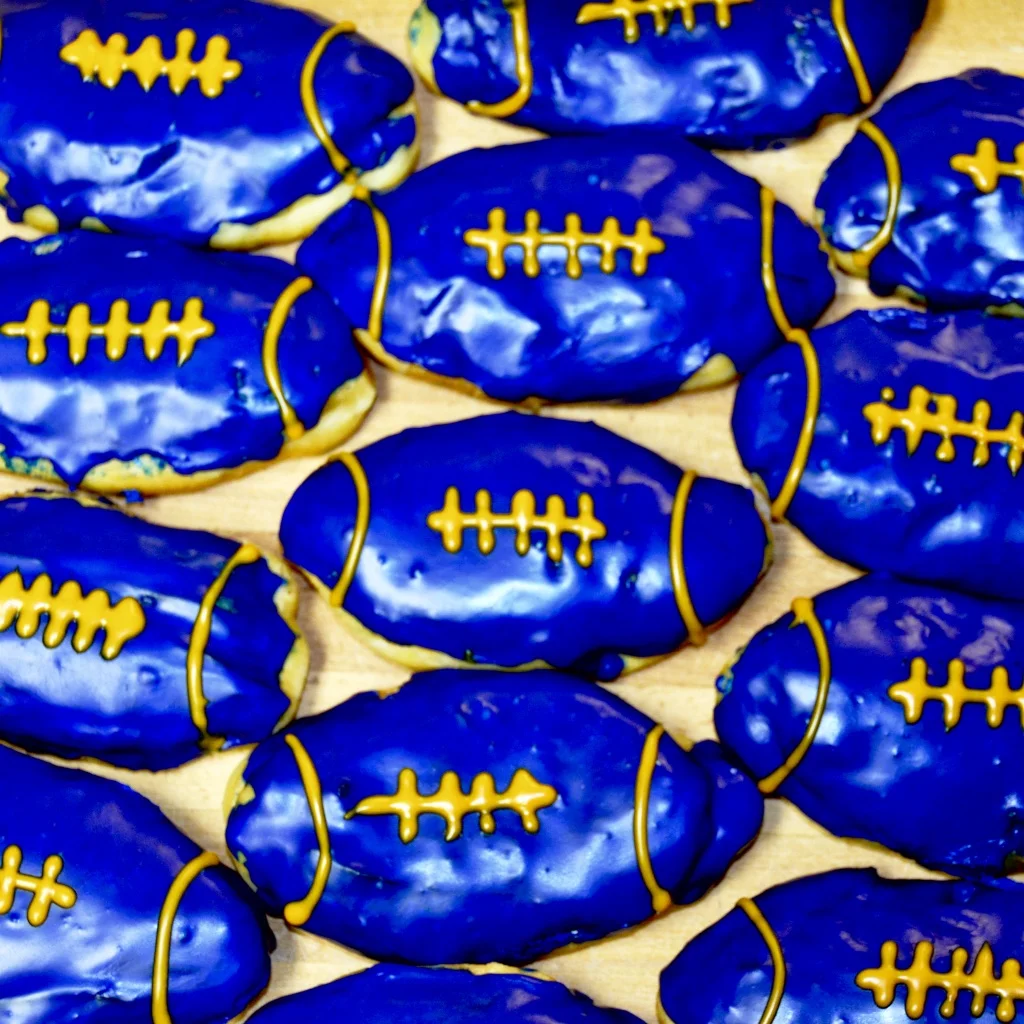 LA Rams Football Donuts for NFL Playoffs, #RamsDonuts || Primo's Donuts LA