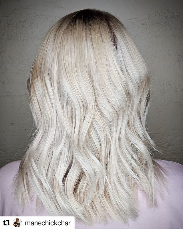 Be a blonde bae this summer! Hair: @manechickchar 💕#vancouver #vancity #yvr #vancitybuzz #vancouverisawesome #vancityhype #vancouverbc #igersvancouver #hellobc #vancouvercanada #dailyhivevan #604 #mustbevancouver #vancitynow #downtownvancouver #expl