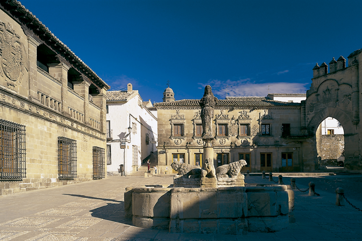 Beeza (Jaén) - Plaza del Pópulo