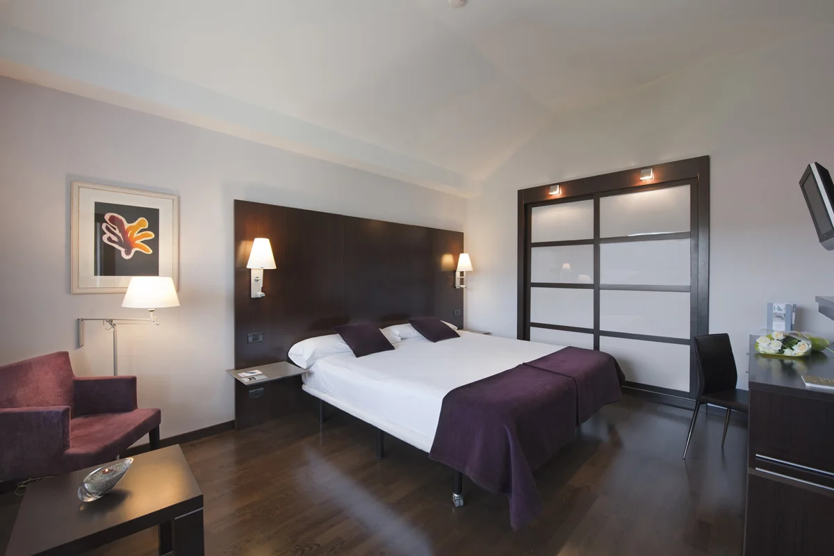 hotel-eurostars-reina-felicia-jaca-huesca.jpg