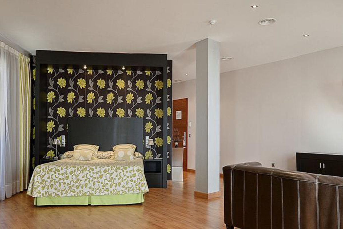 hotel-campos-de-baeza-jaen.jpg