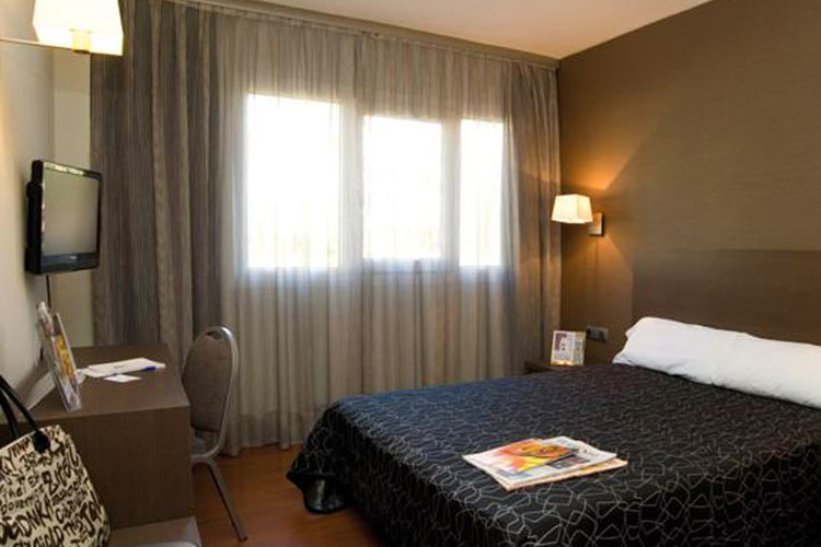 hotel-cisneros-alcala-de-henares.jpg