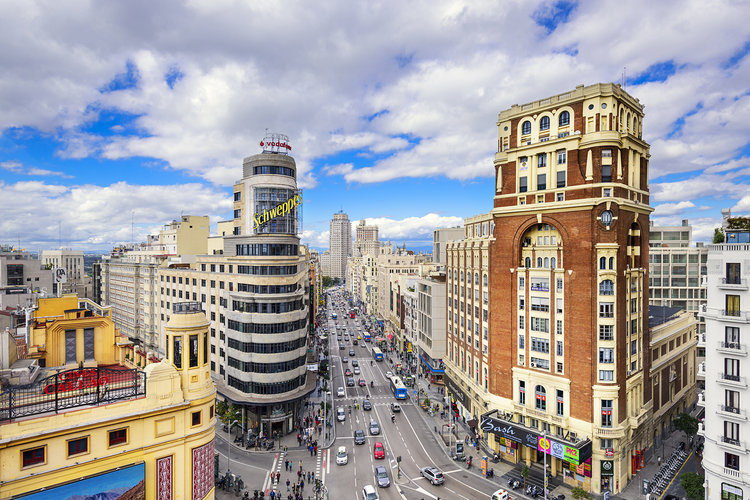 Qué ver y hacer en Madrid - Gran Vía | Foto: Sean Pavone | Dreamstime.com