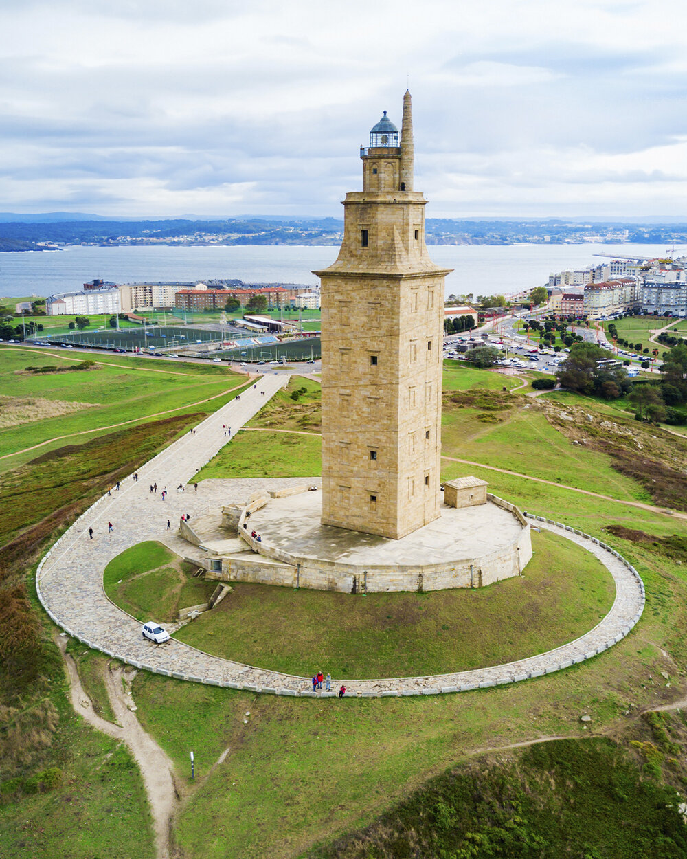 Elocuente Aburrido sarcoma Los 12 mejores lugares que ver en A Coruña | Sitios de España