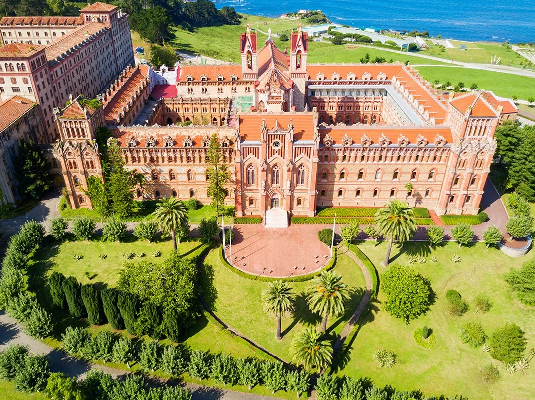 comillas-pontificia-cantabria.jpg