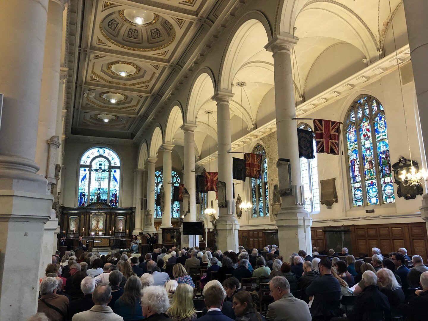 Wonderful to see the church so full for our Friends of the Musicians&rsquo; Chapel Service of Thanksgiving for those musicians who have been inscribed into the book. #thanksgiving #nationalmusicianschurch #choir #musician #music #service #londonchurc