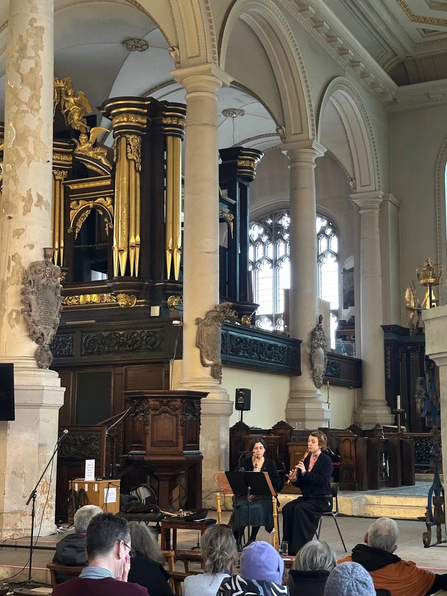 Join us today from 1pm for another Music-At-Hill Midtown Concert - held here every Friday  #HolySepulchreLondon #LiveMusic #LondonEvents #ClassicalMusic #ConcertSeries #FridayVibes #CityOfLondon #HiddenLondon #HistoricLondon #ChurchConcerts #Cultural