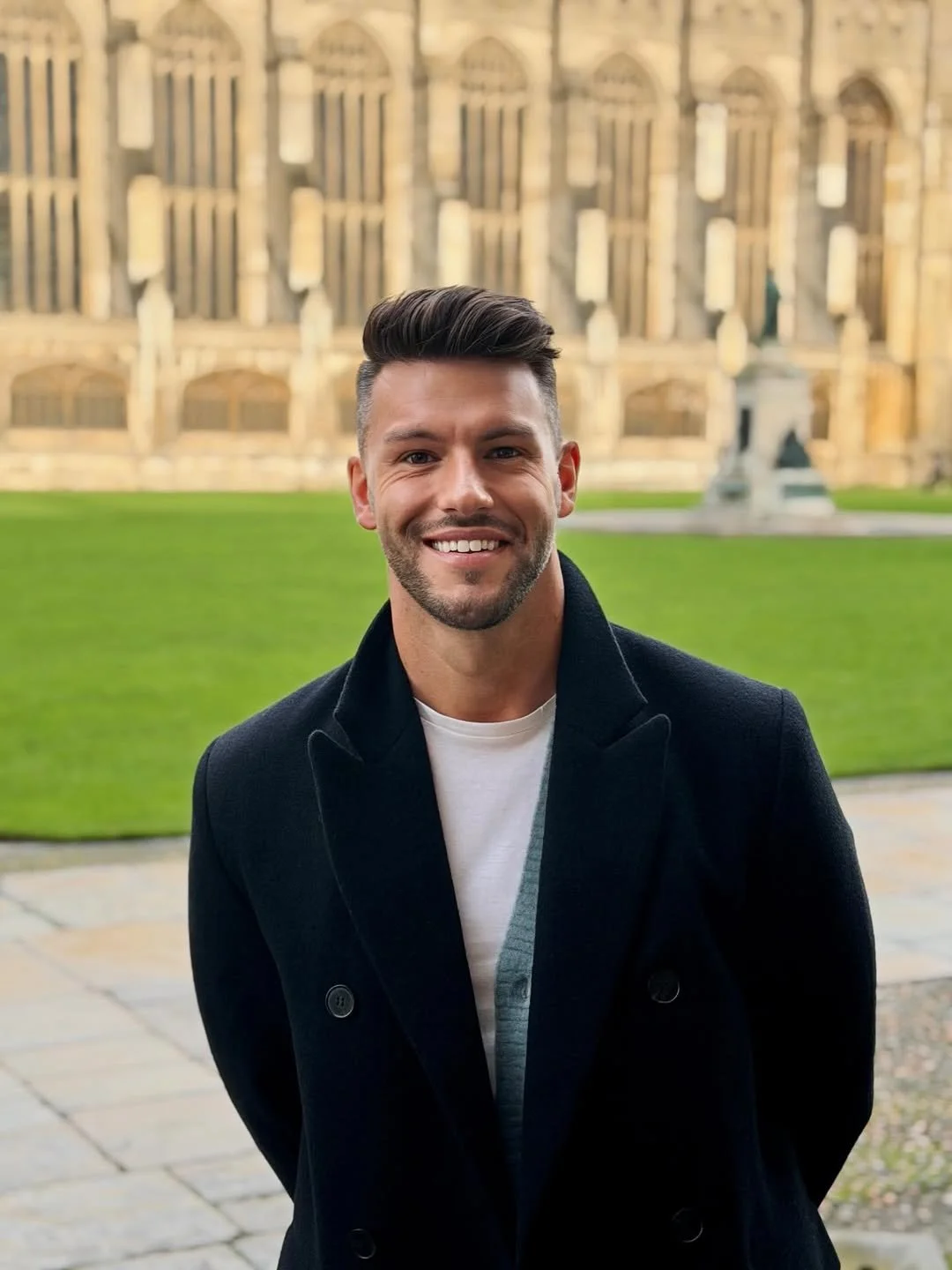 Join us today from 5.15pm for Choral Evensong with the Choir of Holy Sepulchre, with guest director @benhorden all welcome and stay afterwards for wine and conversation. #ChoralEvensong #HolySepulchreLondon #NationalMusiciansChurch #ChurchChoir #Sacr