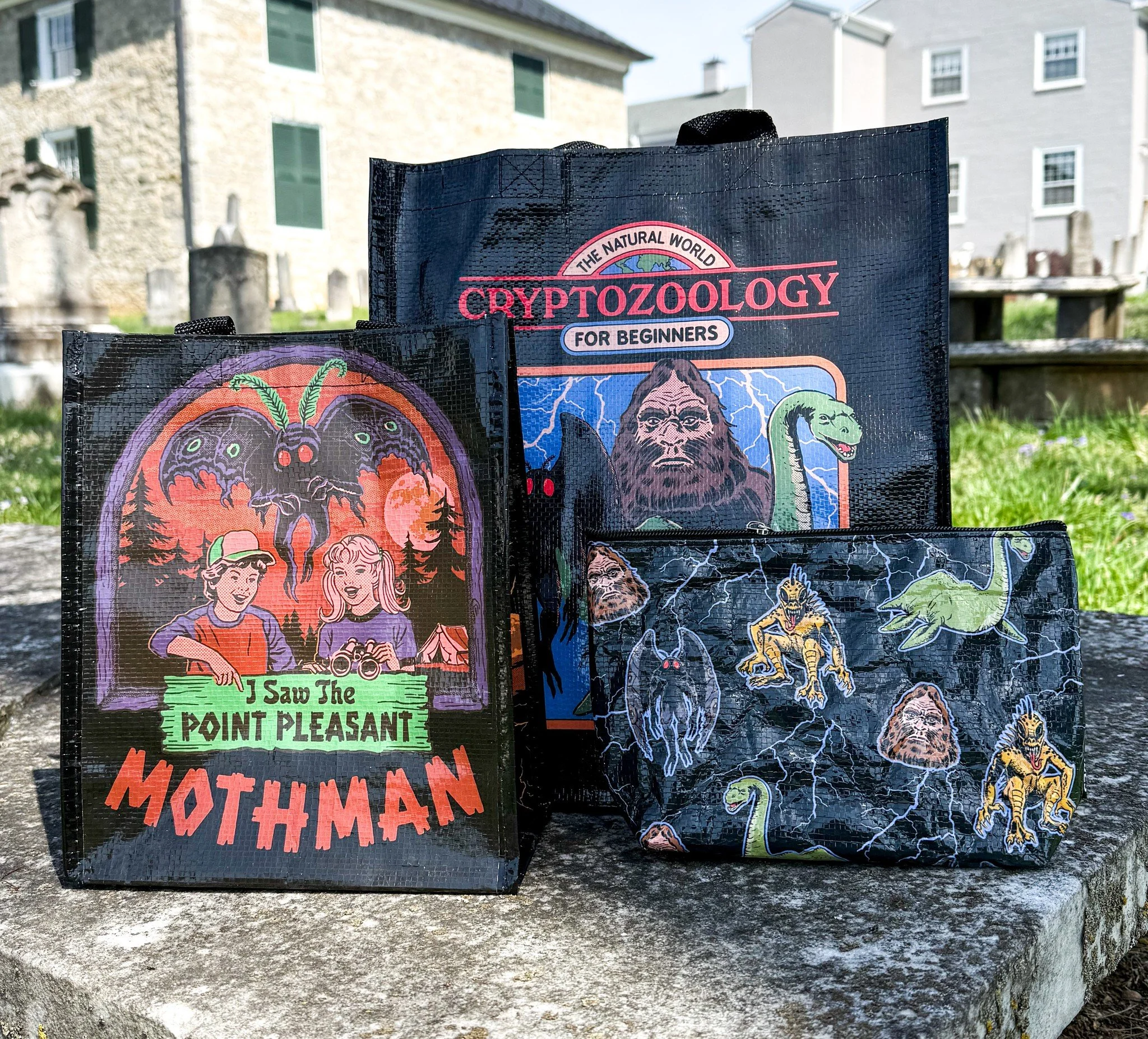 🚨Cryptid Alert 🚨

Whether you are carrying lunch or monster hunting gear, these tote bags and pouches from Steven Rhodes are perfect for everyday use!