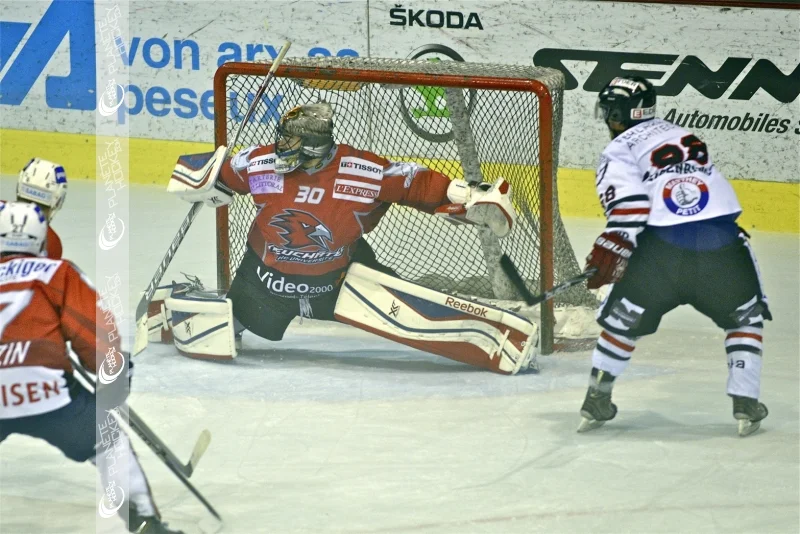 10-4-14 hc-uni-neuchatel.jpg