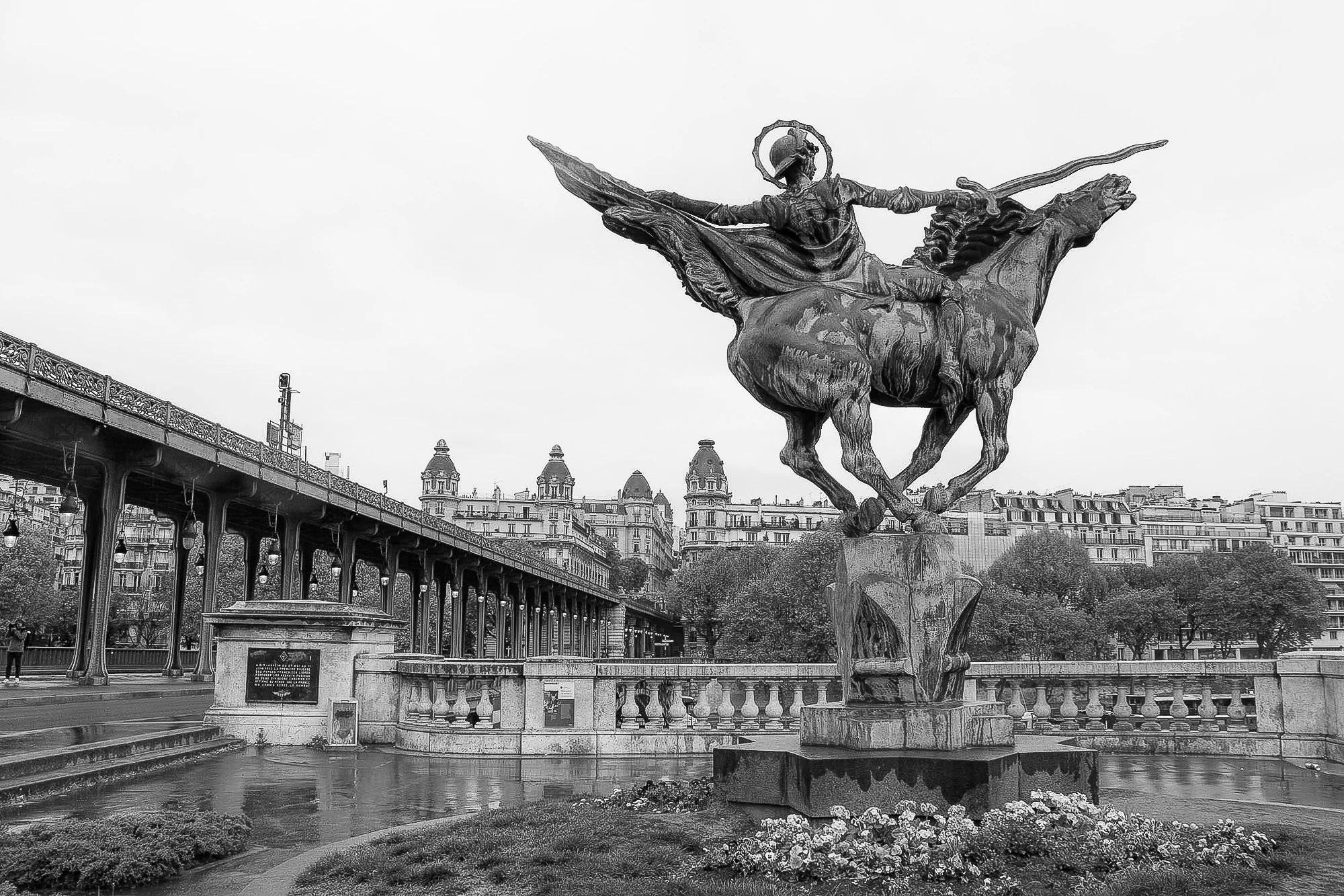 MCMLVII_STUTTGART_Paris_2019-6.jpg