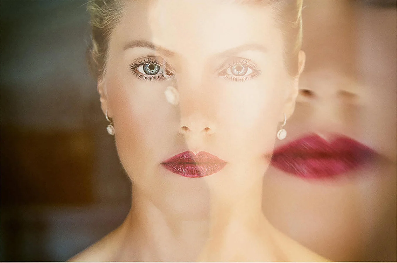 anthonyvernon_stuttgart_sandra_red.jpg