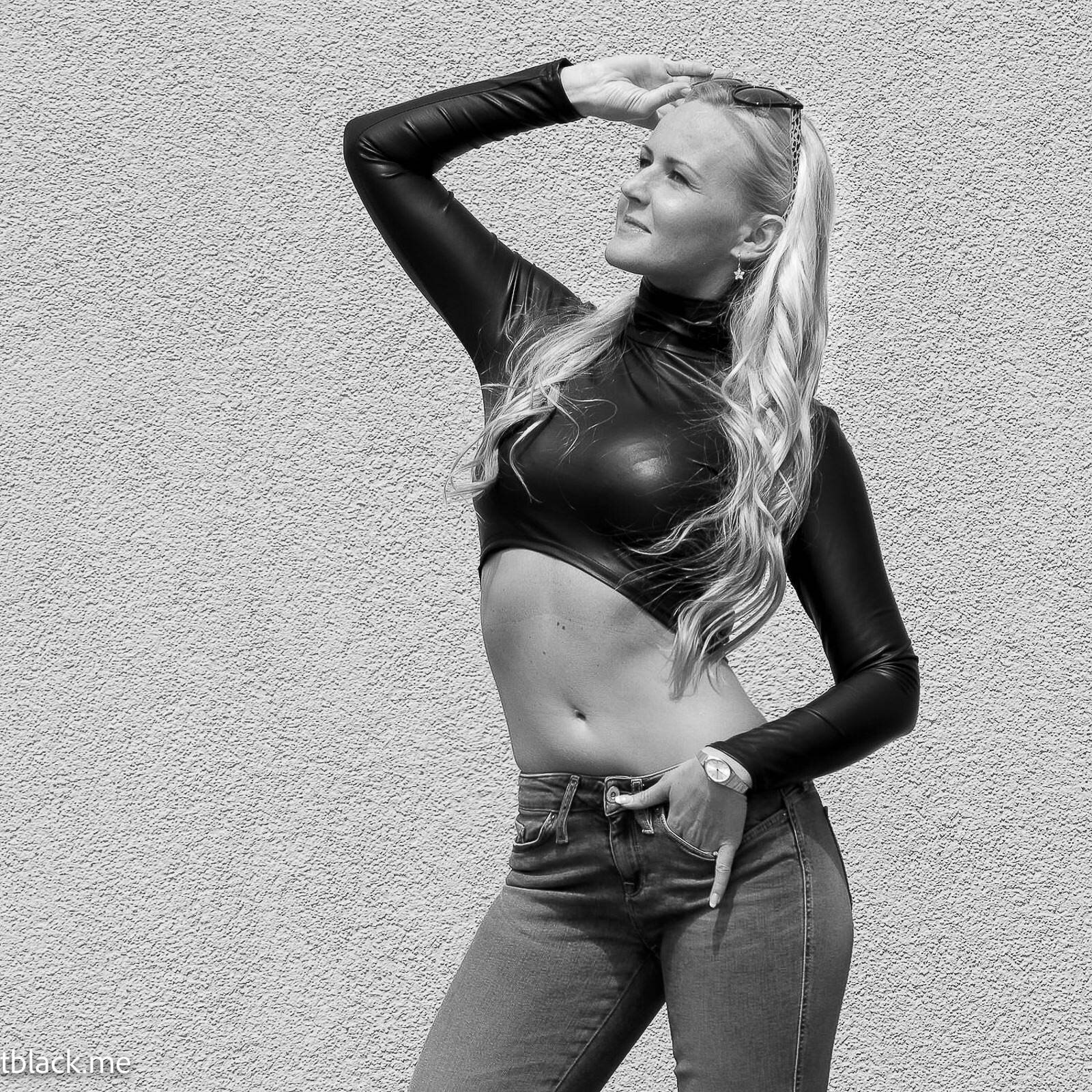 Claudia_tblack.me-258.jpg
