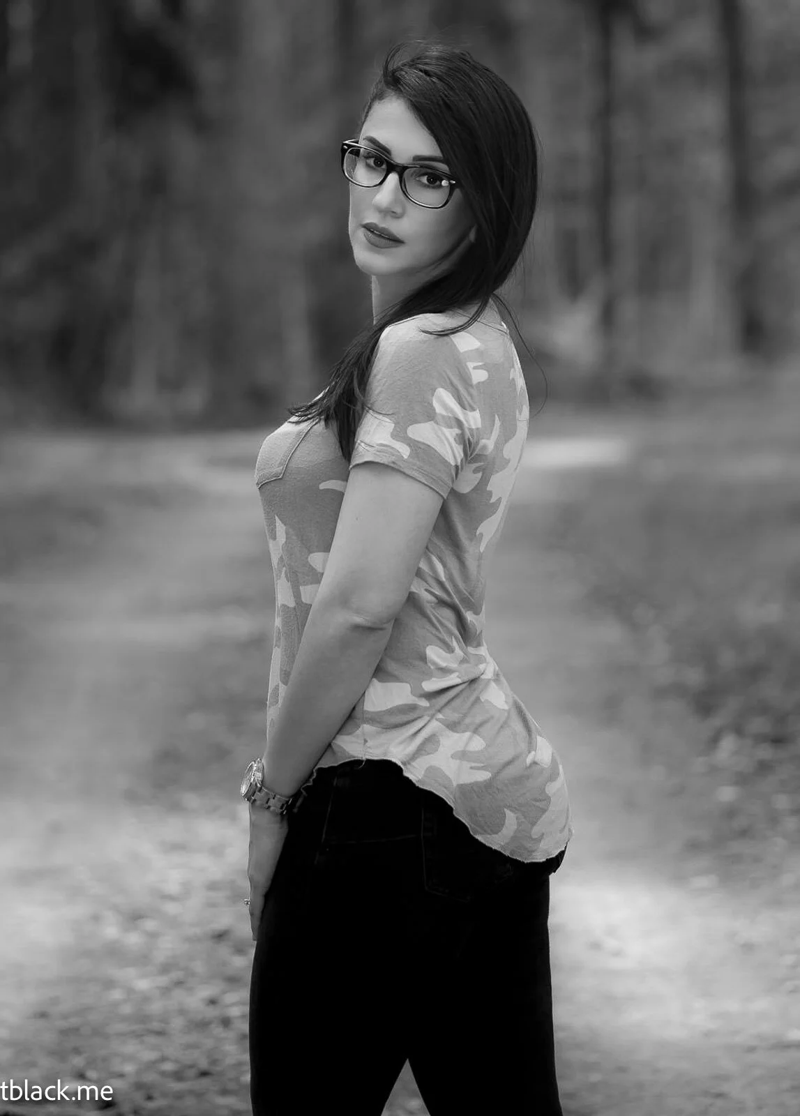 Claudia_tblack.me-312.jpg