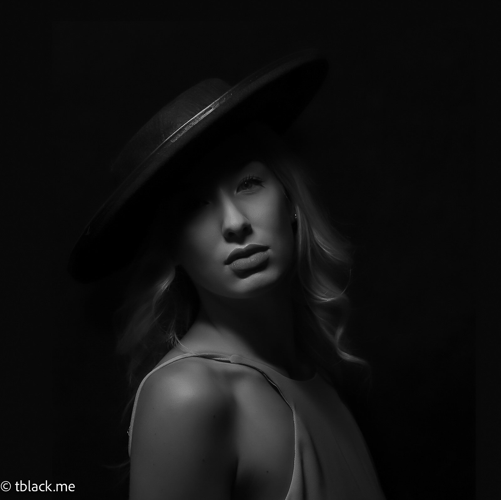Claudia_tblack.me-337.jpg