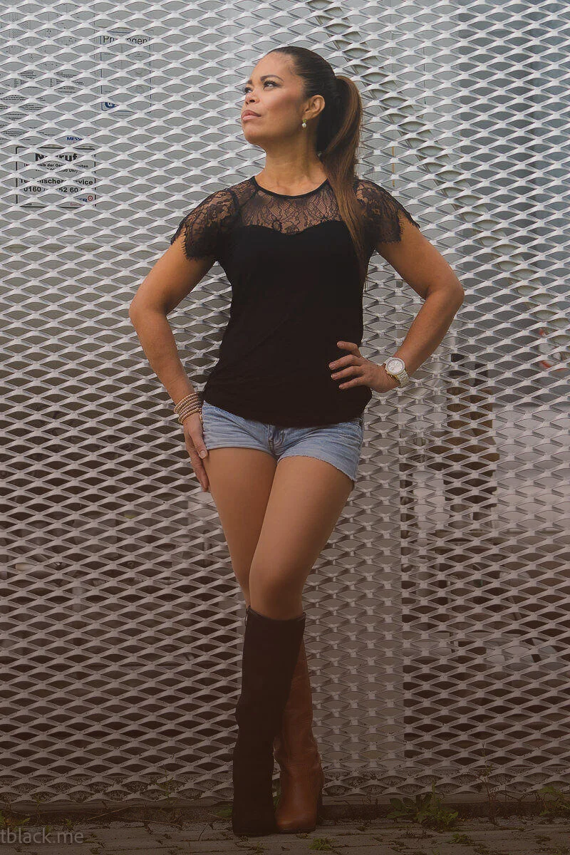 tblack.me_Ana_Uni_2021_Bluewall-16-1.jpg