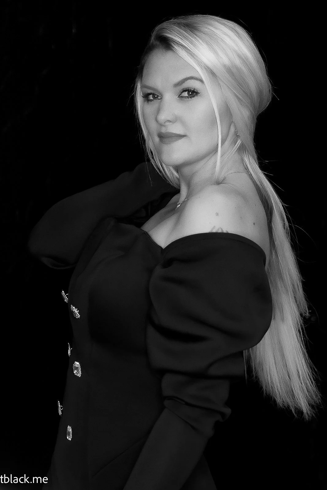 Claudia_tblack.me-111.jpg