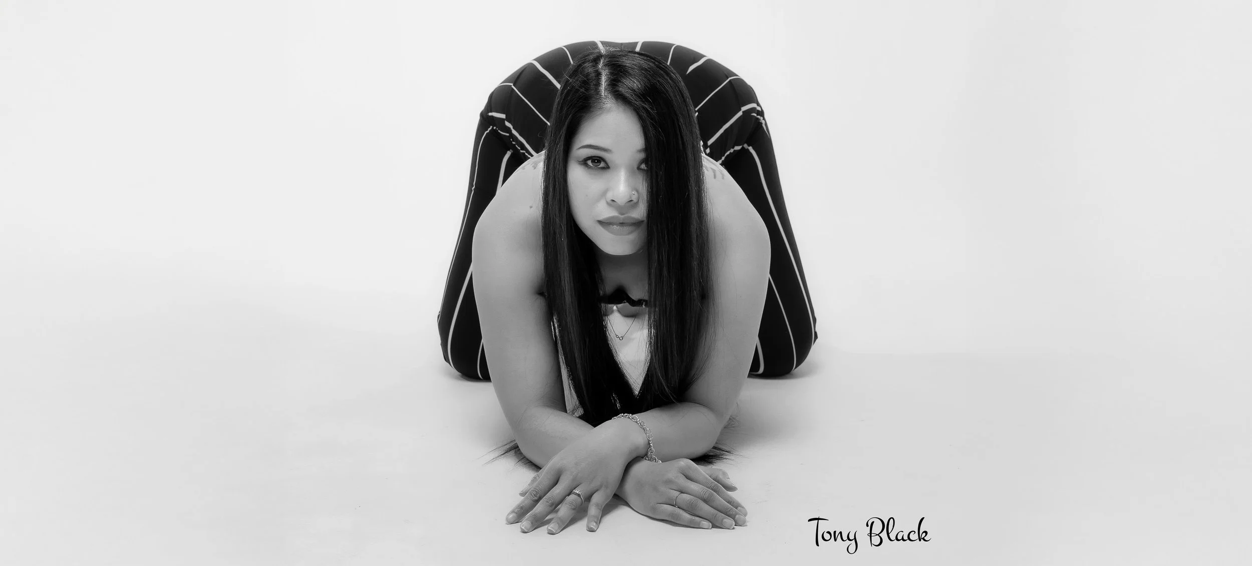 How to Pose-18.jpg