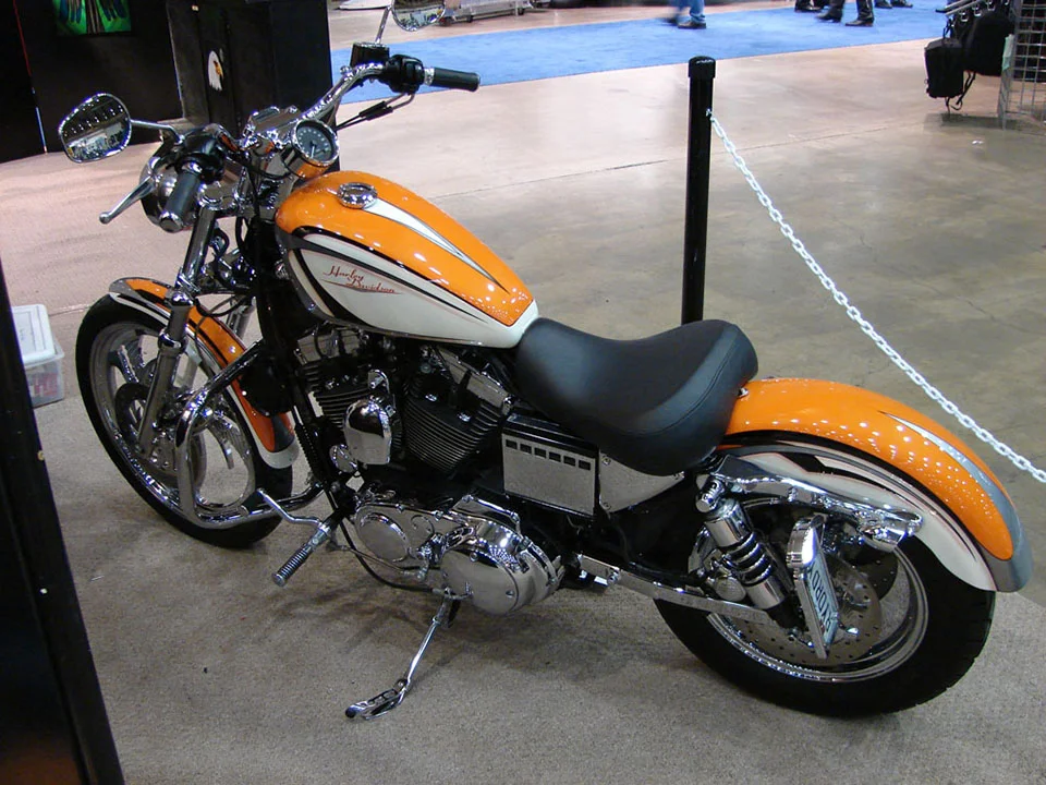 02hd-custom.jpg