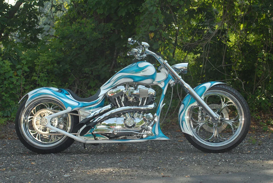 12-lucky-cycles-diva-custom-sportster.jpg