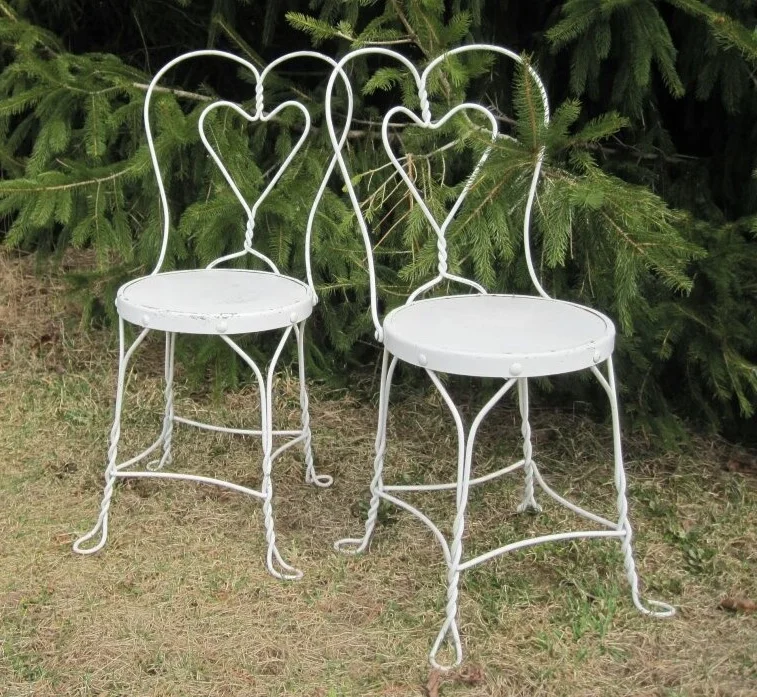 ice cream parlor chairs.jpg