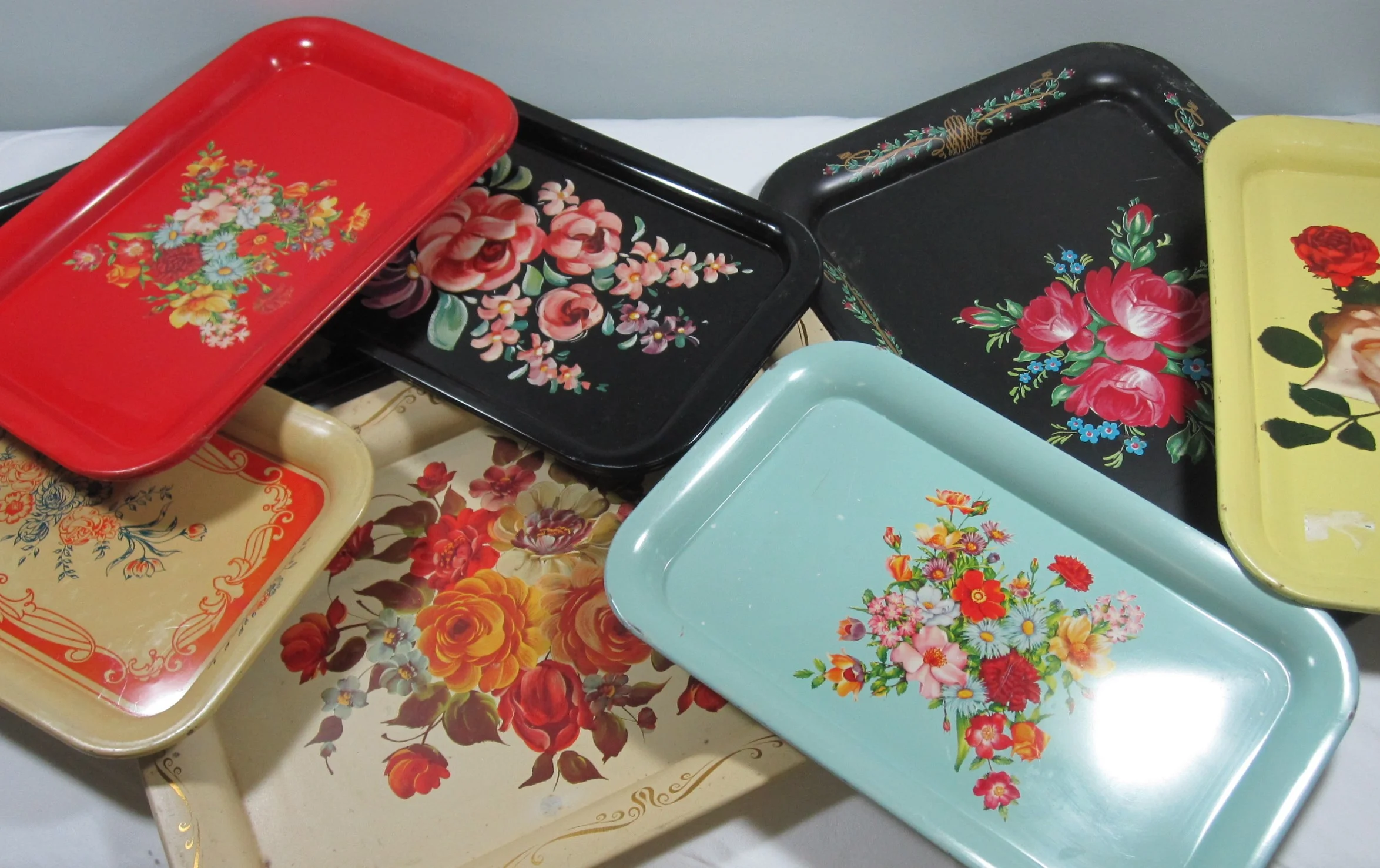 retro-metal-trays.jpg
