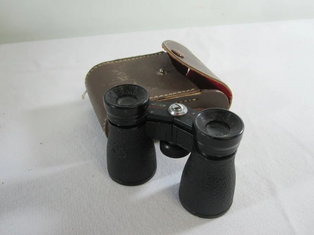 vintage-binoculars.jpg