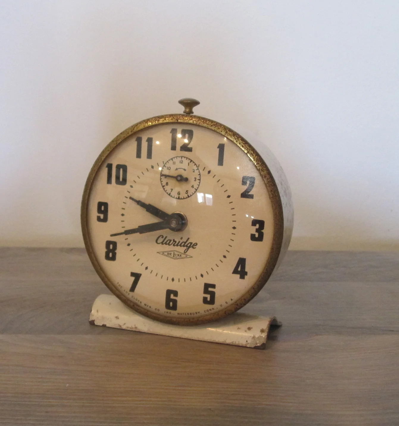 vintage-alarm-clock.jpg