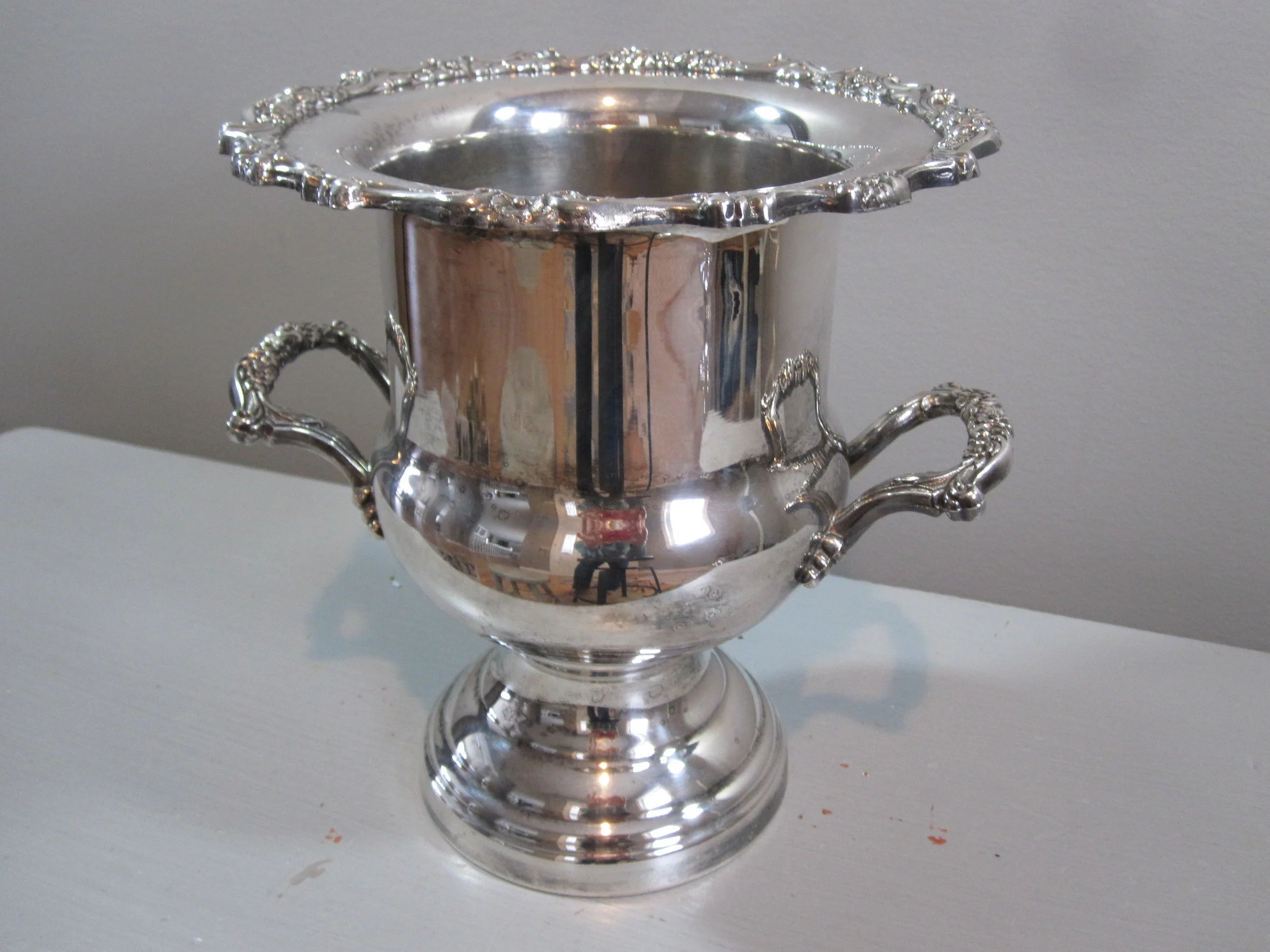 champagne bucket.jpg