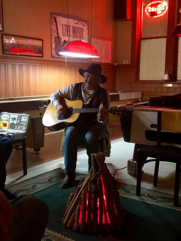 Campfire Acoustic Jam                                                                                                     
