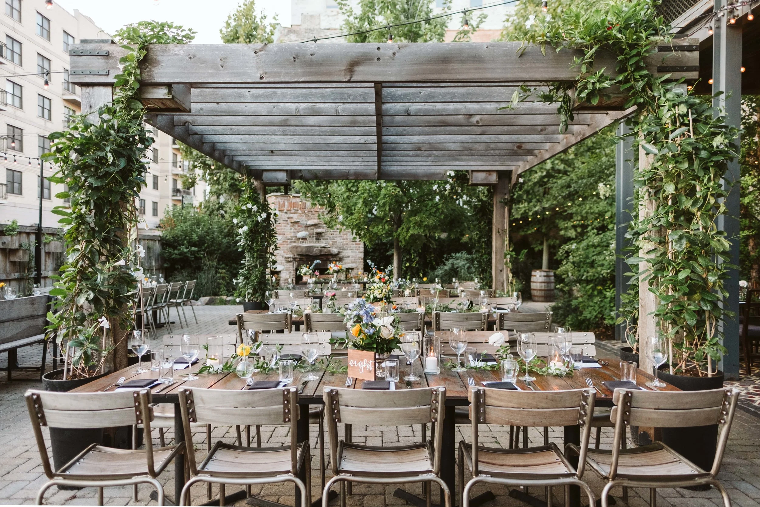 Nathan+Vica-708-min (1).jpg