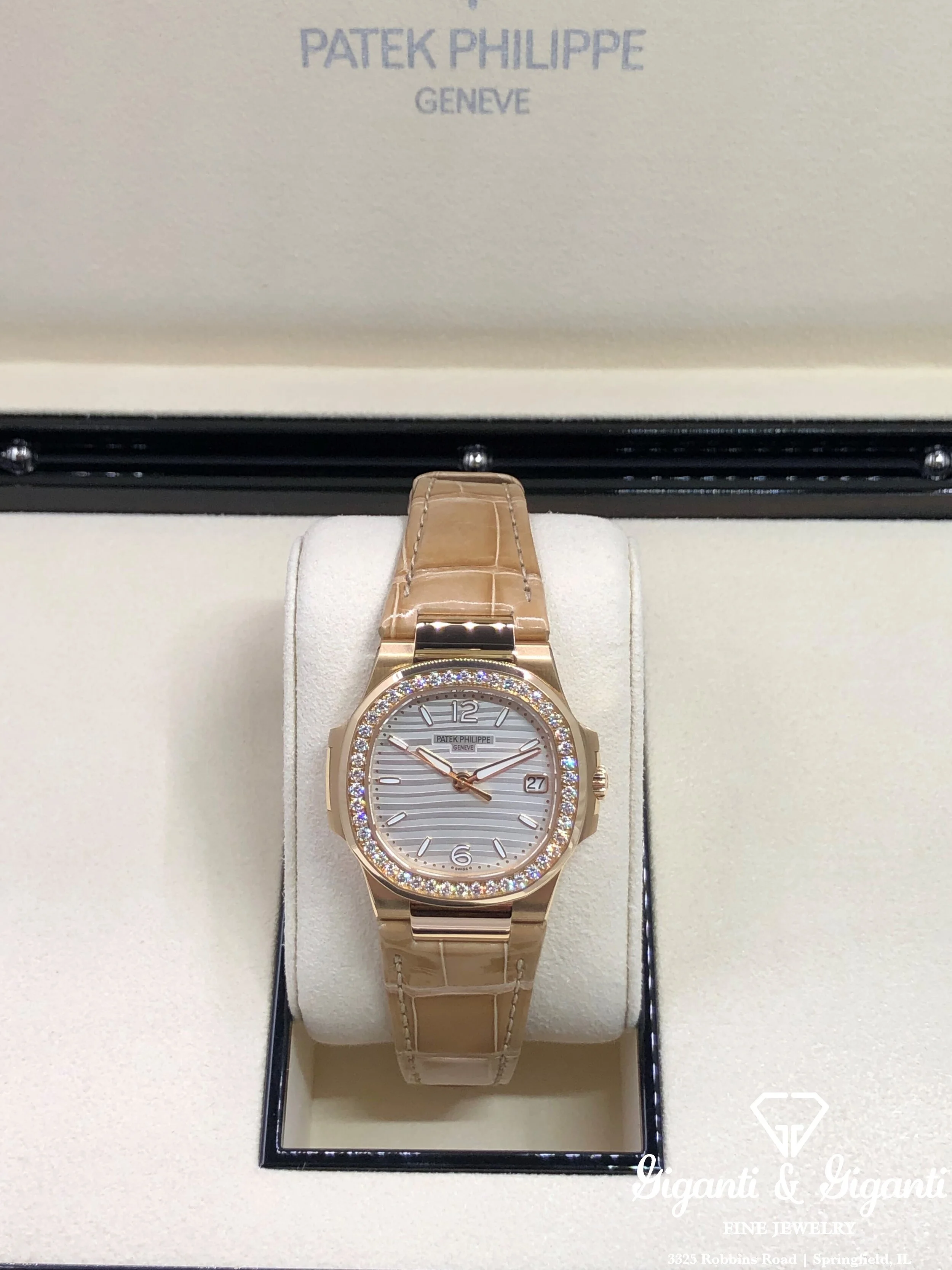 patek philippe 7010r