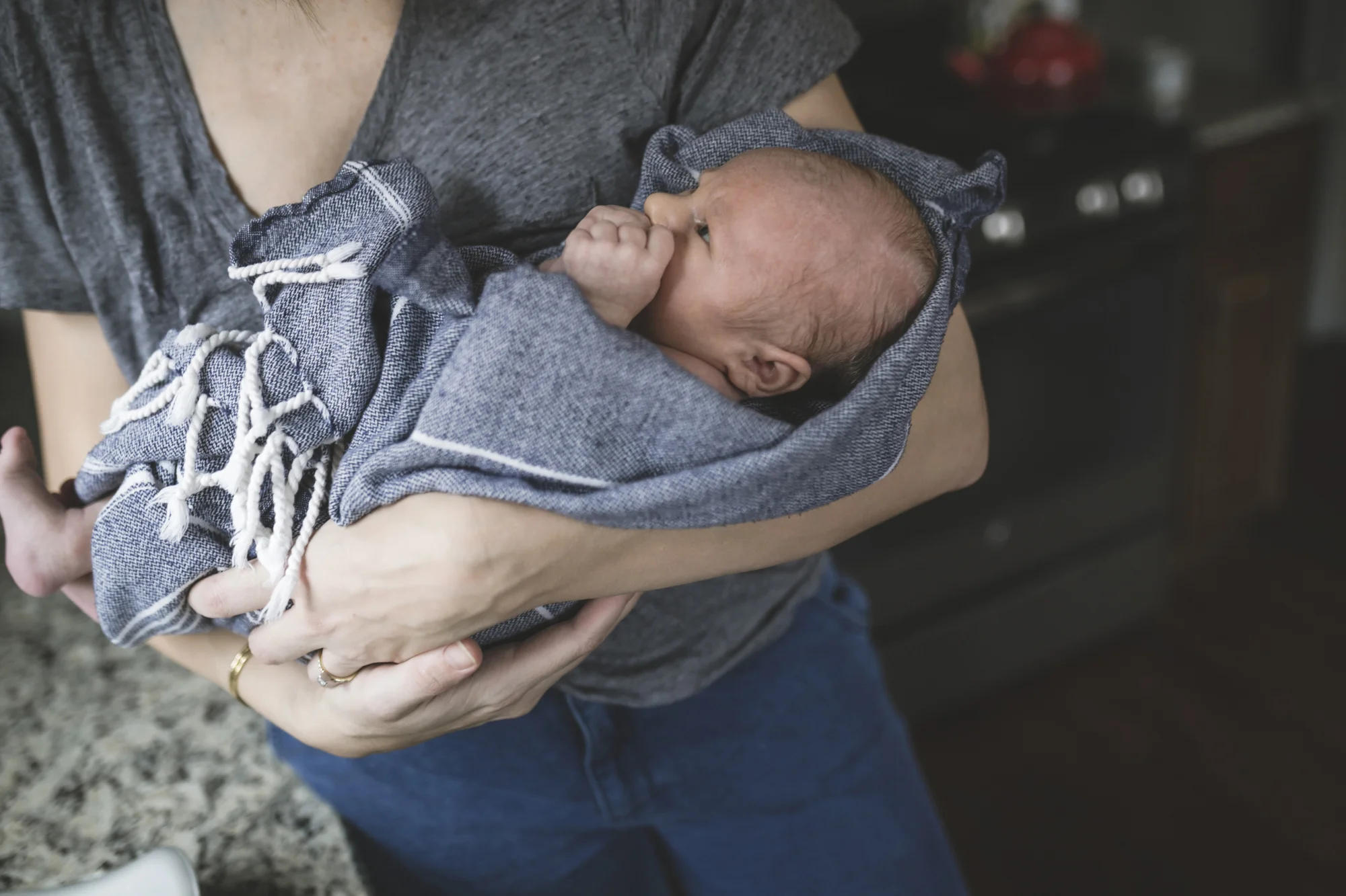 8-minneapolis in-home family photographer.jpg