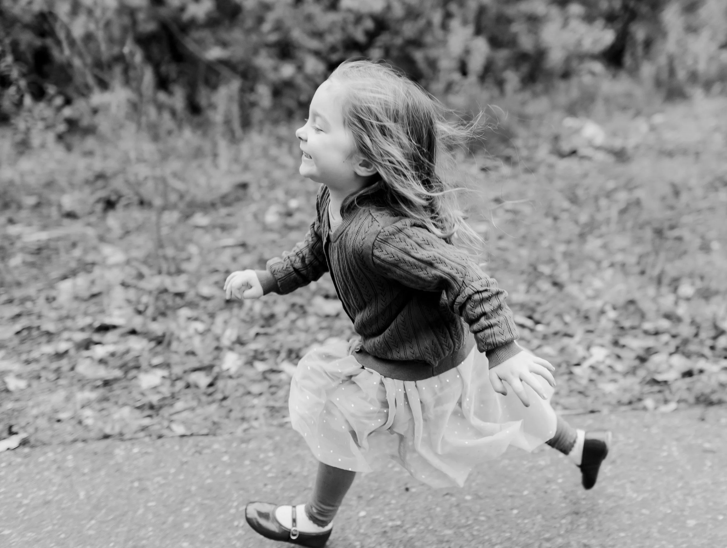 fun candid minnesota family photographer