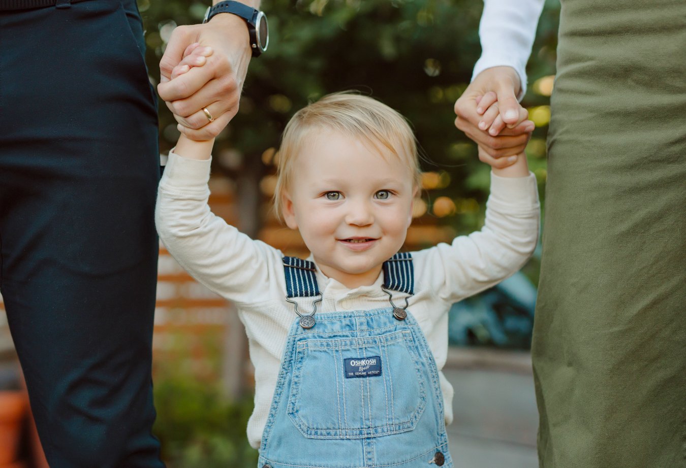 candid minneapolis family photographer