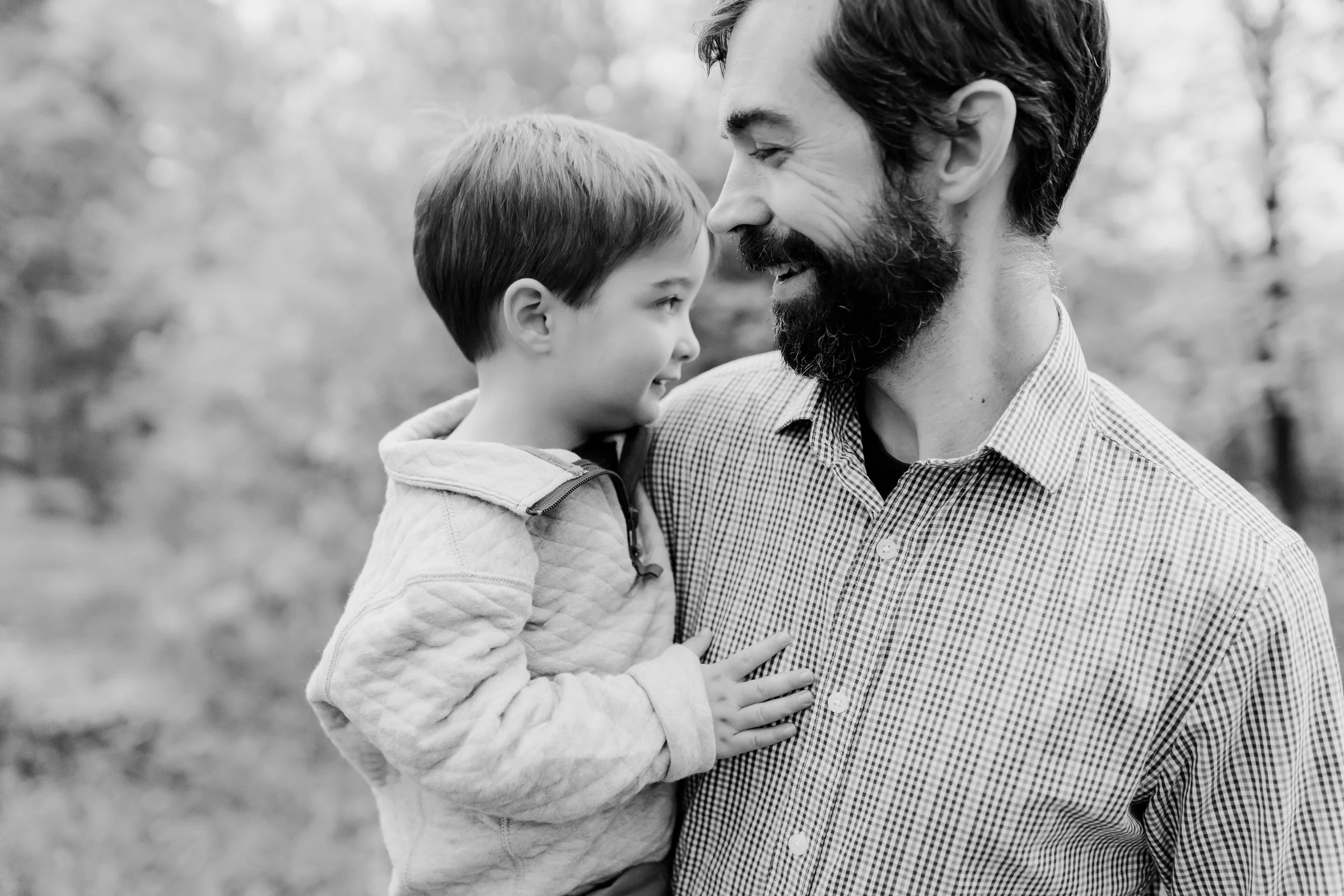 cute candid family photos minneapolis