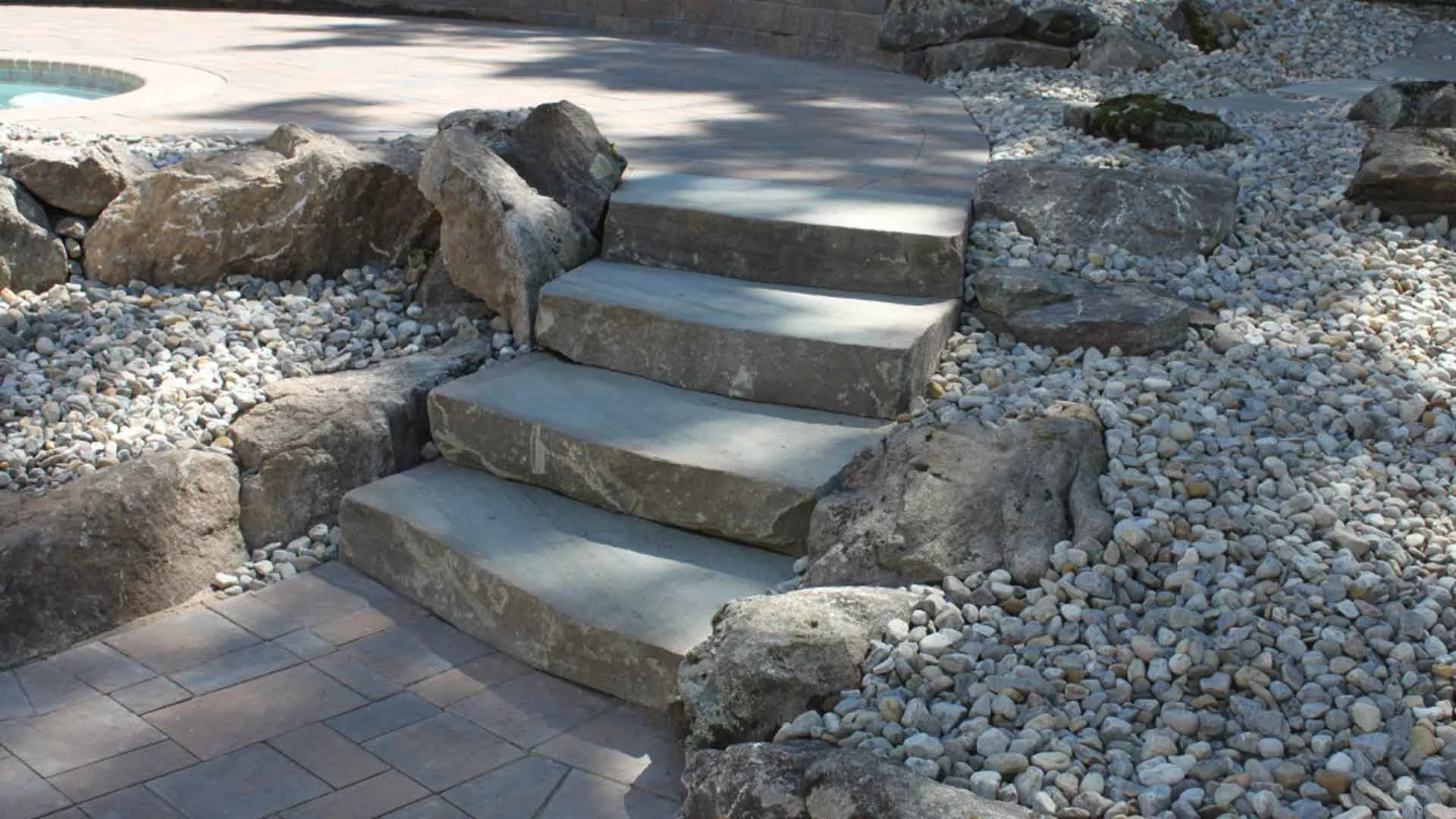 Auburn-Sky-Pool-Patio-Natural-Stone-Steps-Rocks.jpg