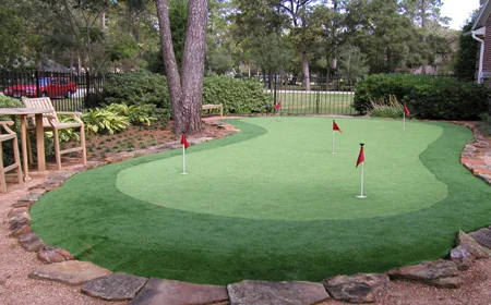putting-green-medium.jpg