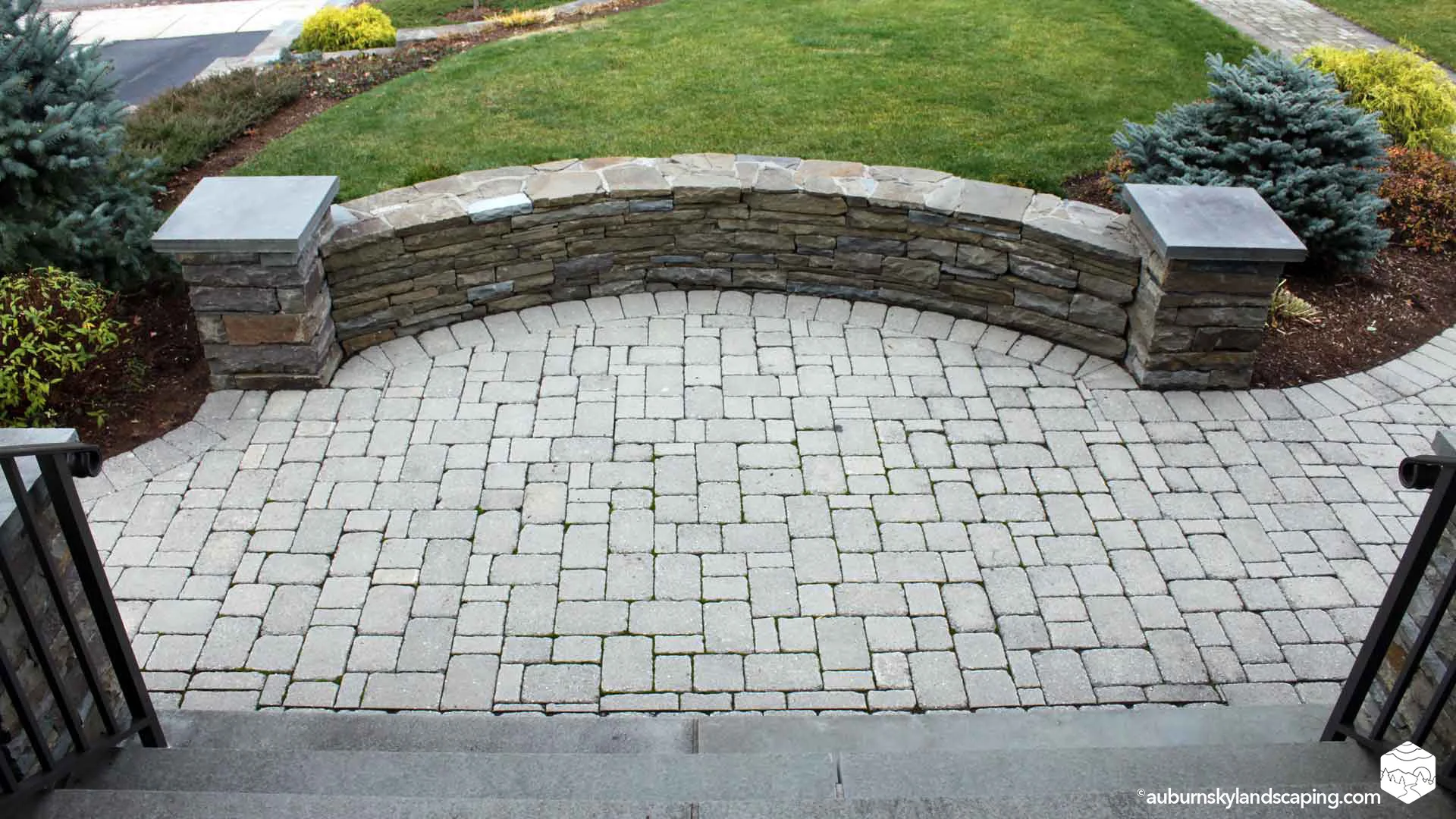 Auburn-Sky-Landcaping-Hardscape-Wall-Front-Patio.jpg