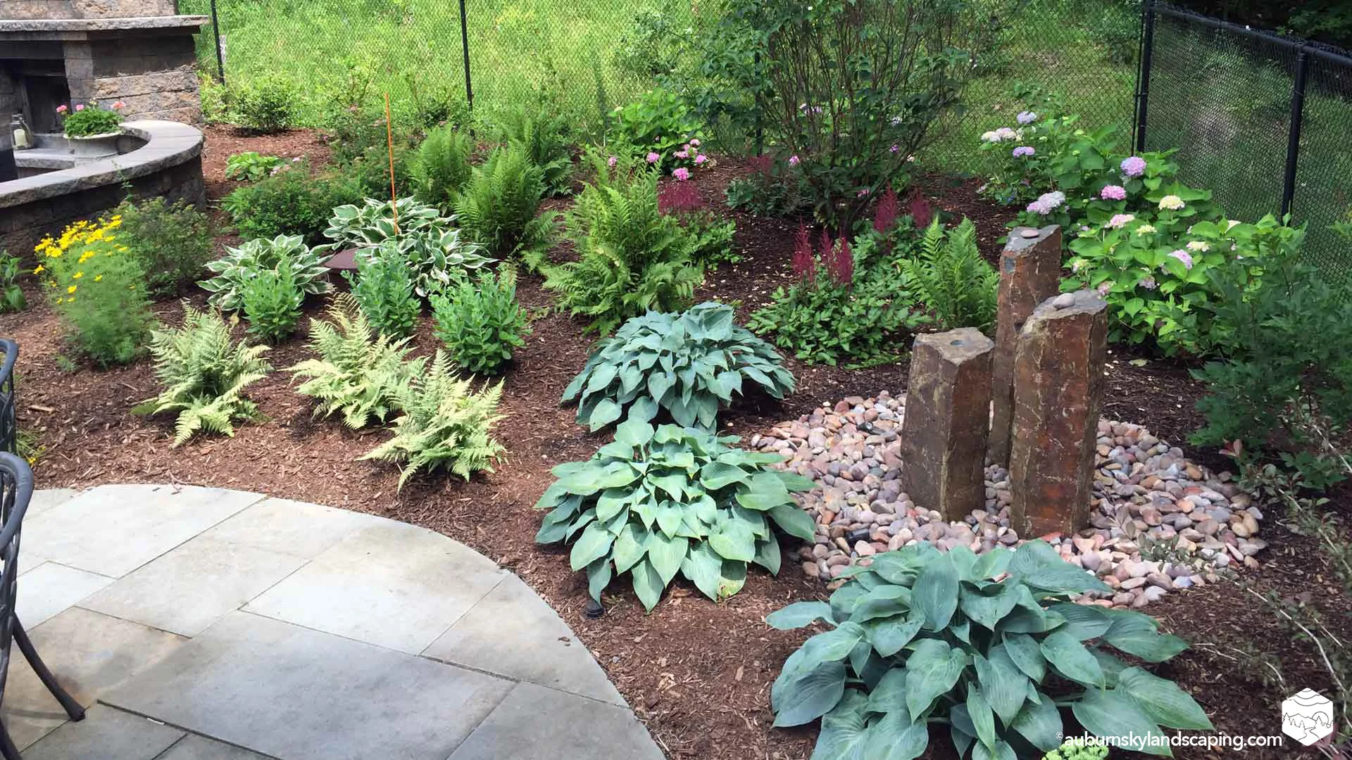 Auburn-Sky-Landscaping-Planting-Bed-Basalt-Column-Fountain.jpg