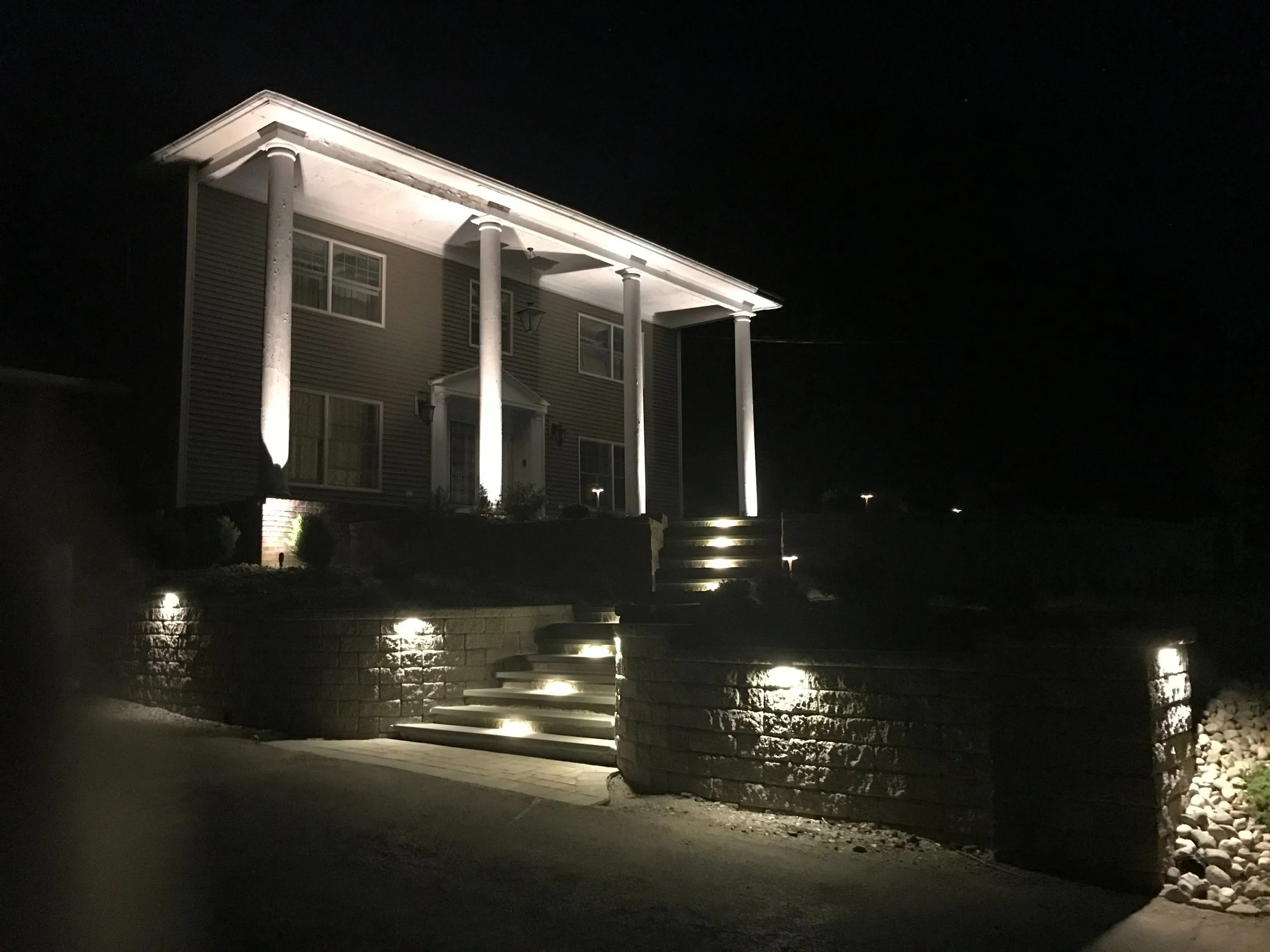 Landscape Lighting 3-5.jpg