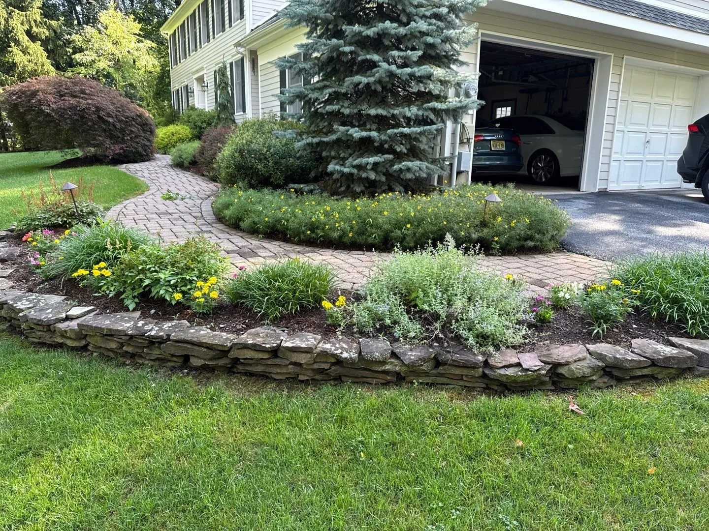 Landscape Lighting 10-1.jpg