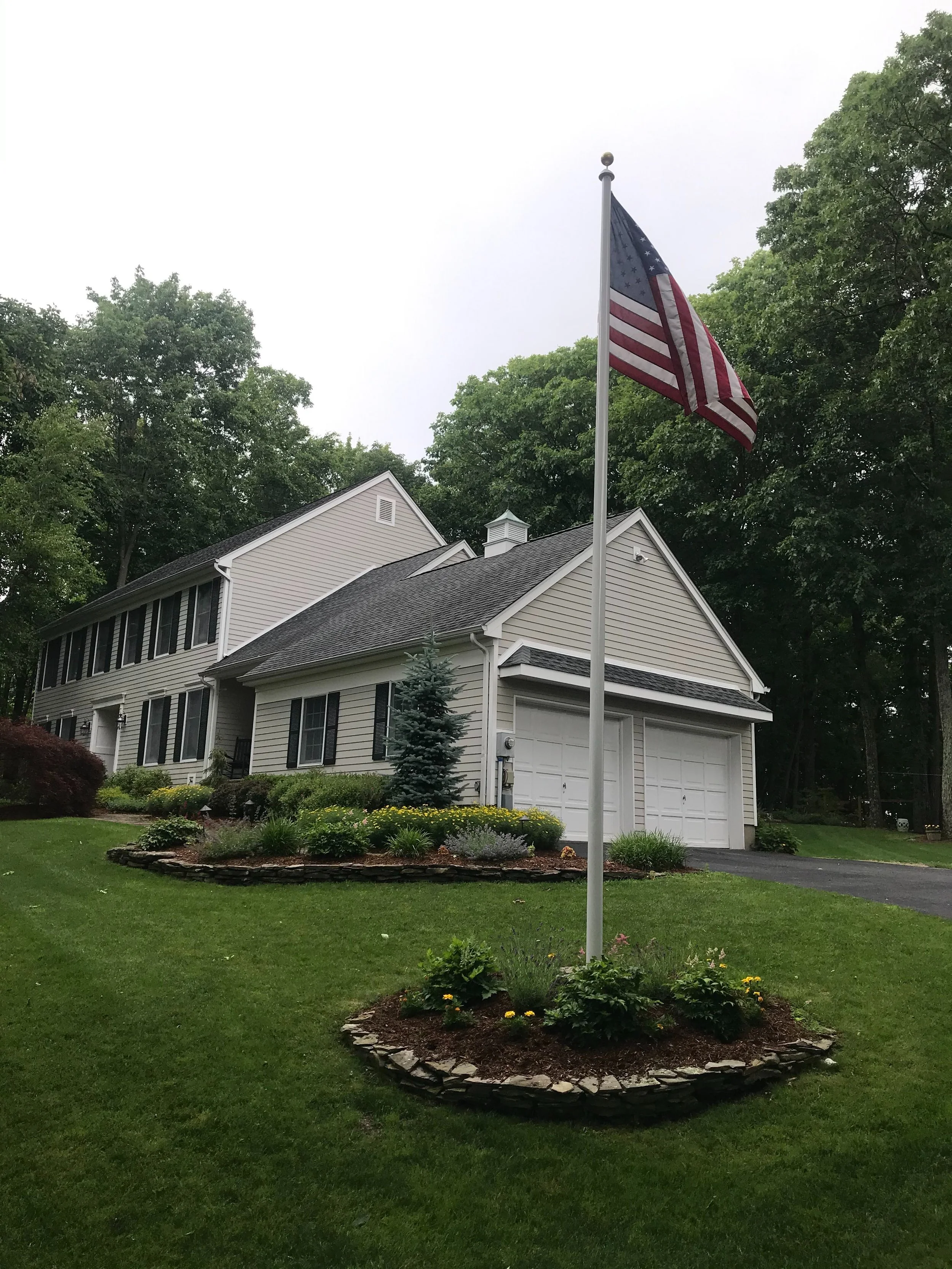 Landscape Lighting 10-2.jpg