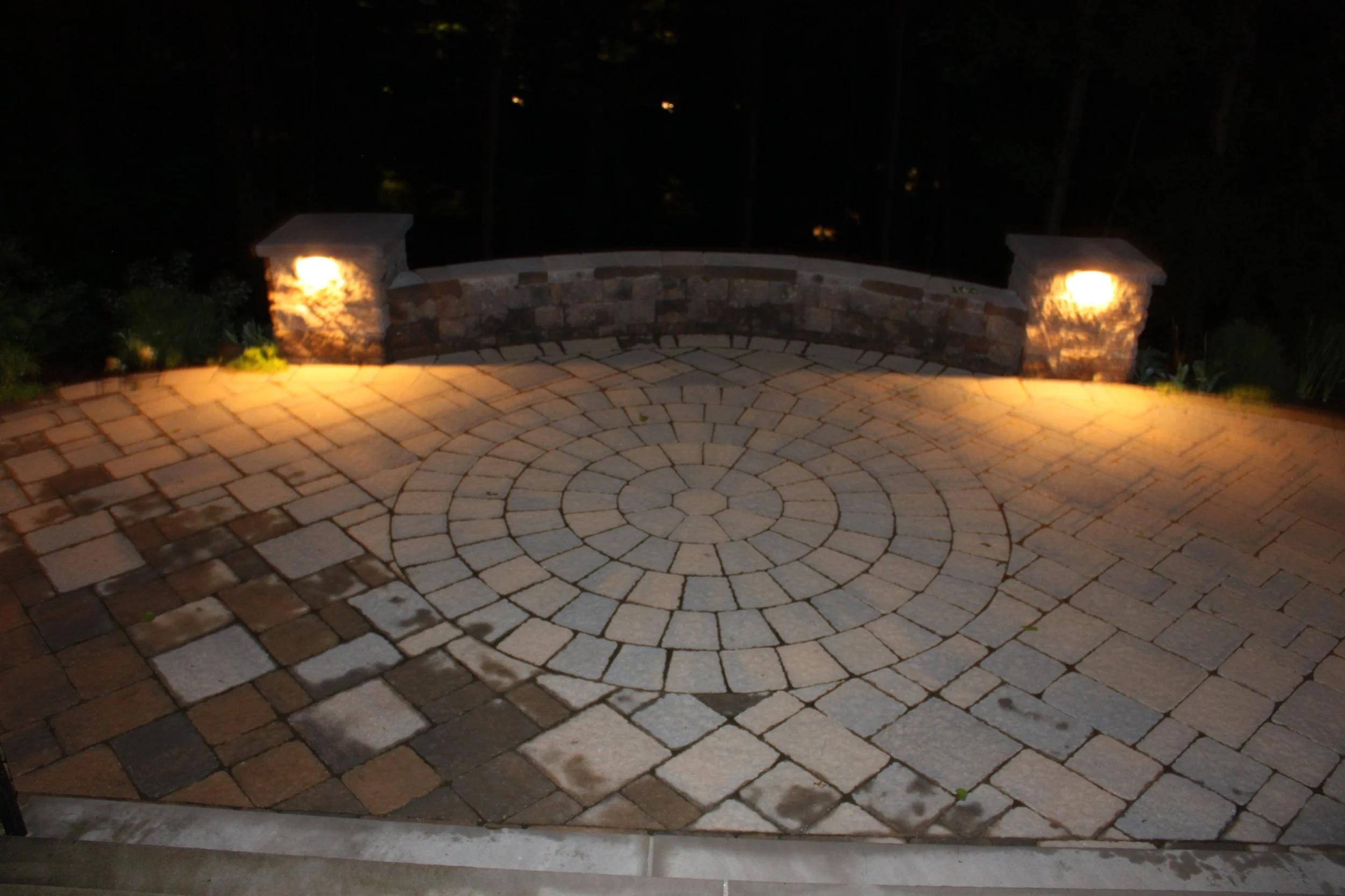 Landscape Lighting 13-3.JPG