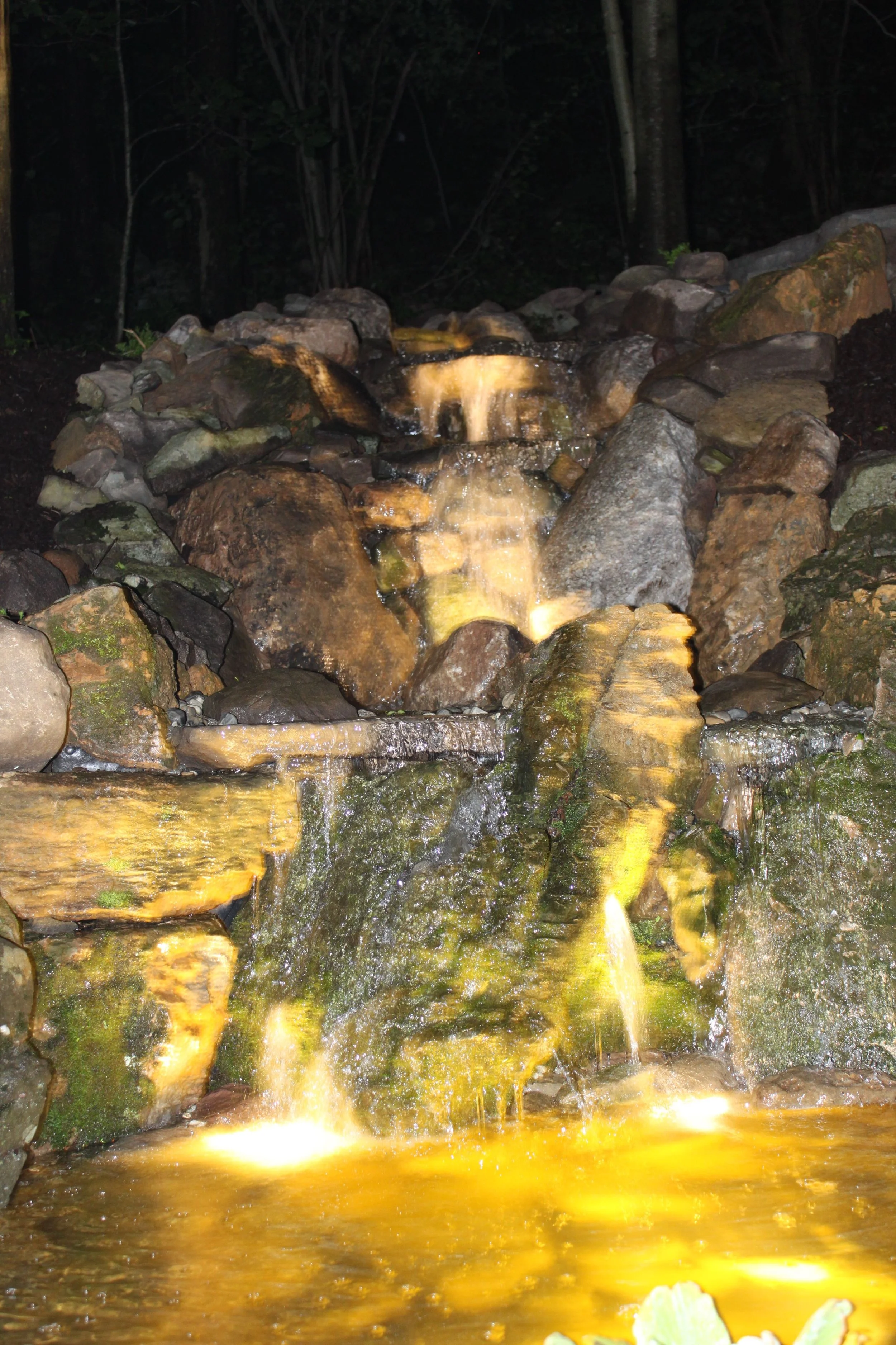 Water Feature Lighting 5-2.JPG