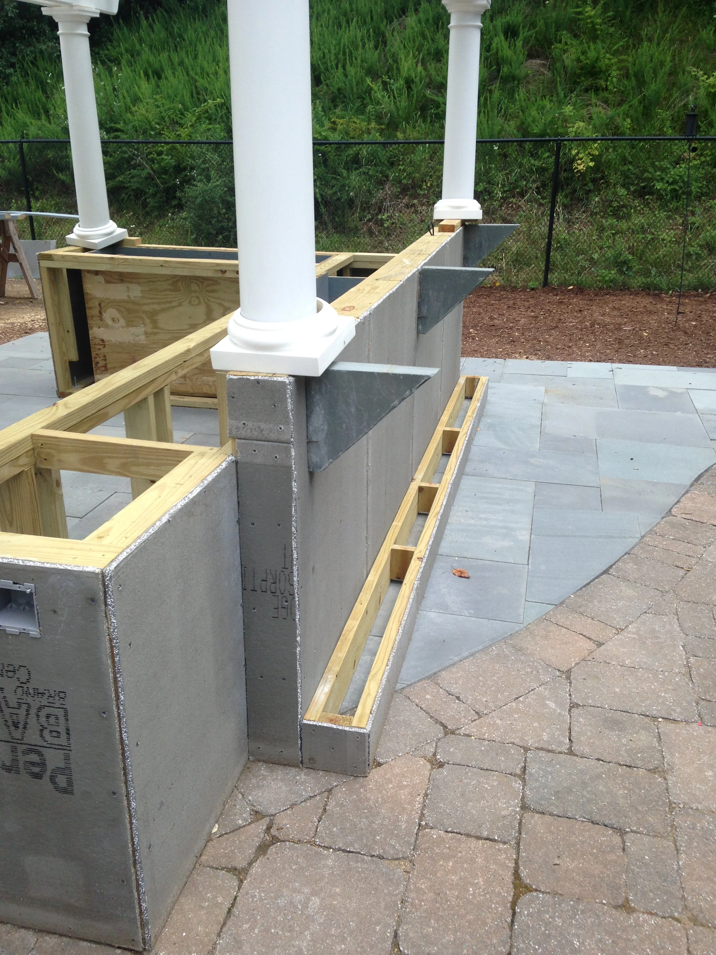 Outdoor Living Entertaining 1-5.JPG